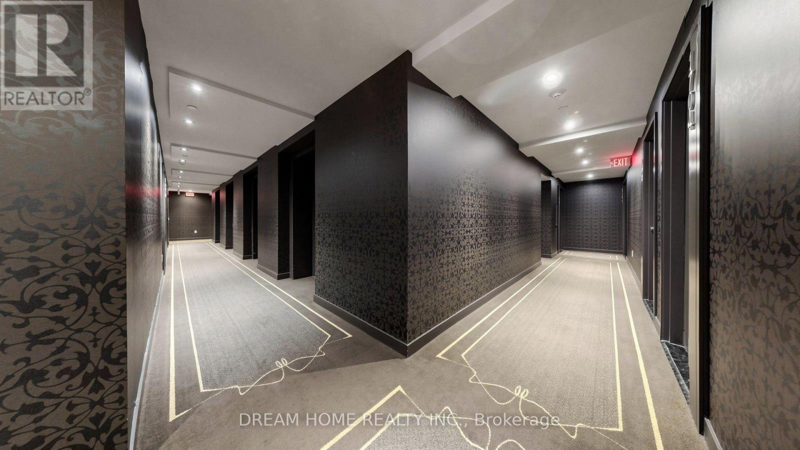 1701 - 197 Yonge St Street, Toronto, Ontario  M5B 0C1 - Photo 36 - C13748324