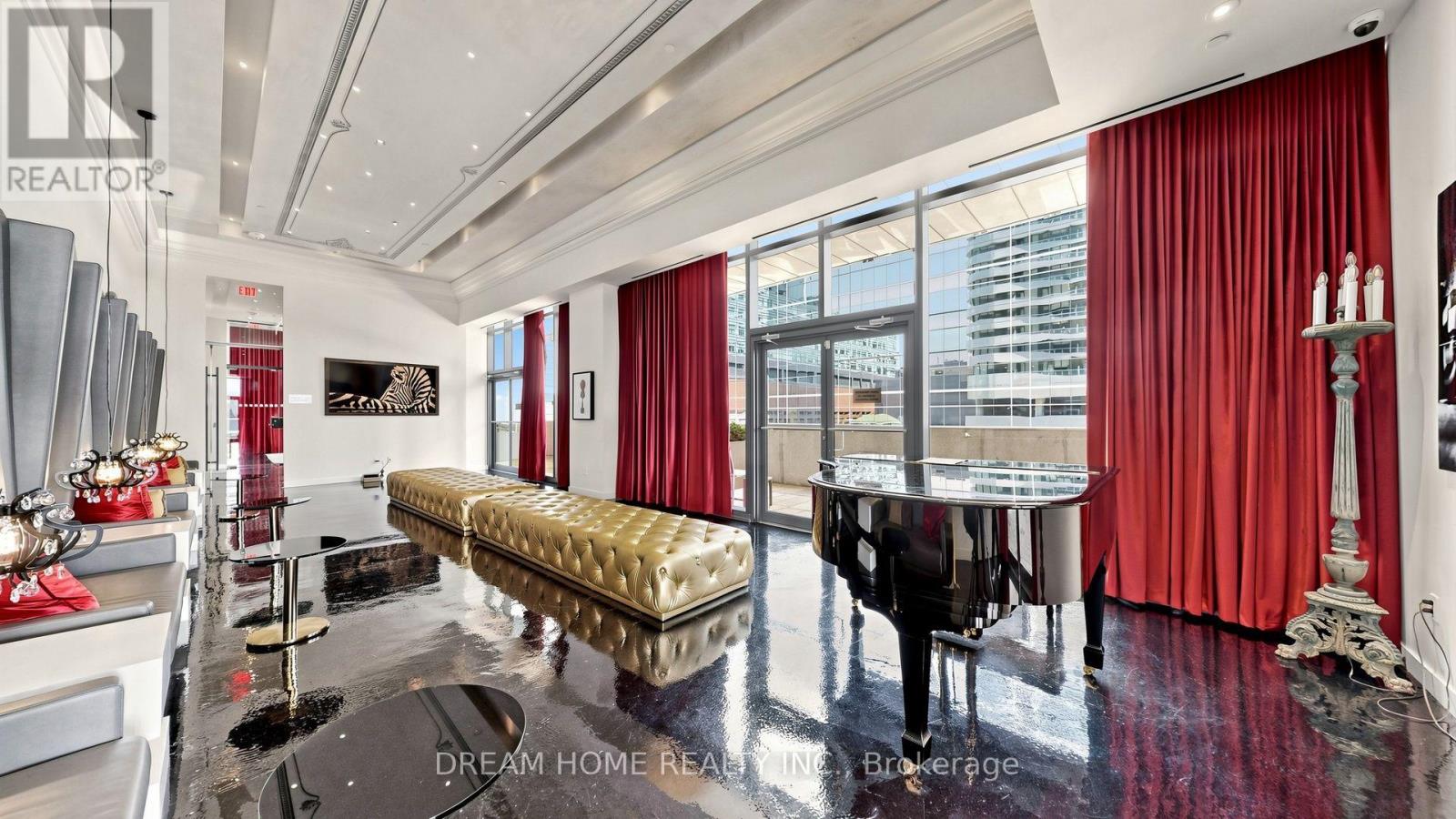 1701 - 197 Yonge St Street, Toronto, Ontario  M5B 0C1 - Photo 40 - C13748324