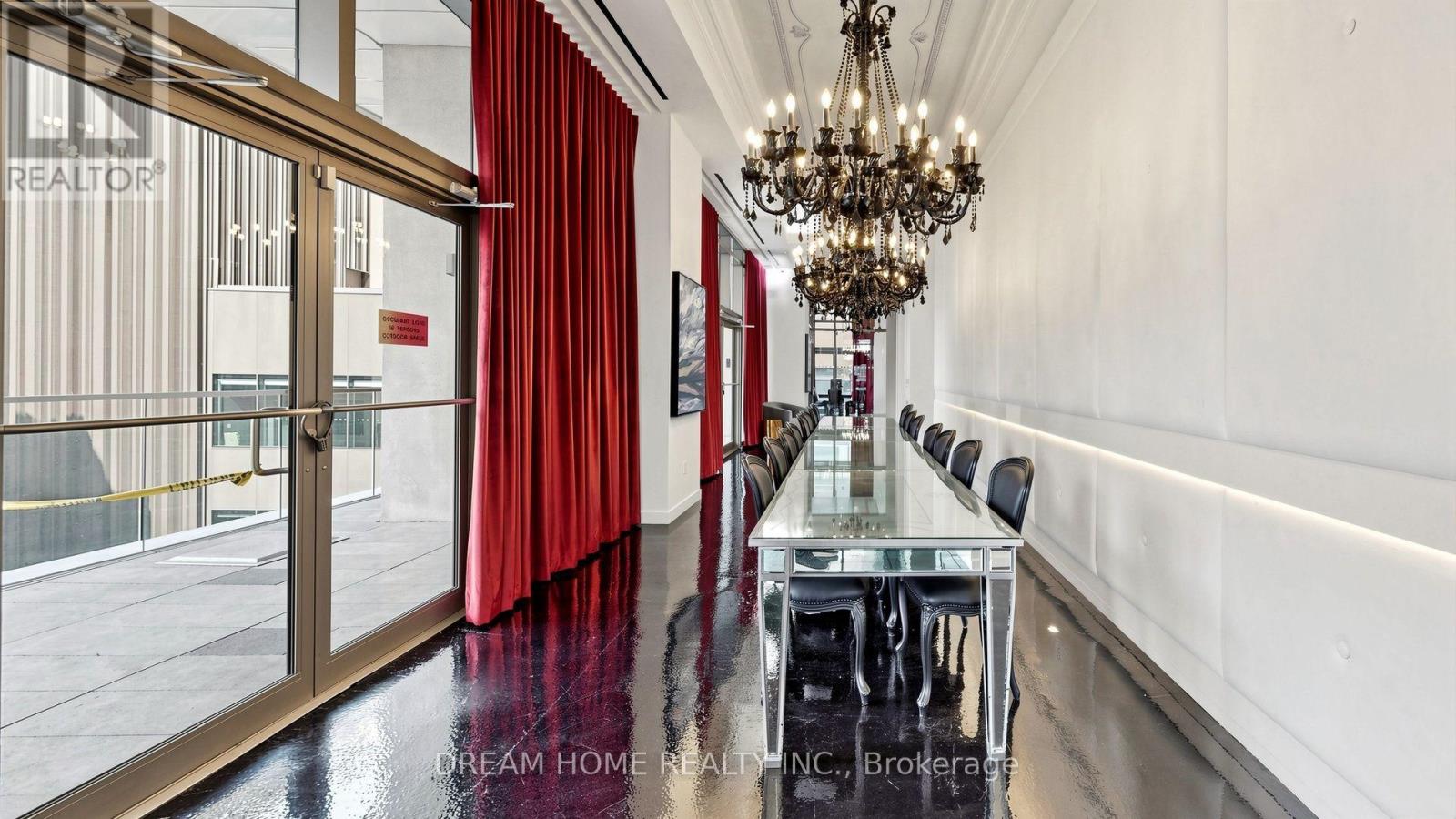 1701 - 197 Yonge St Street, Toronto, Ontario  M5B 0C1 - Photo 42 - C13748324