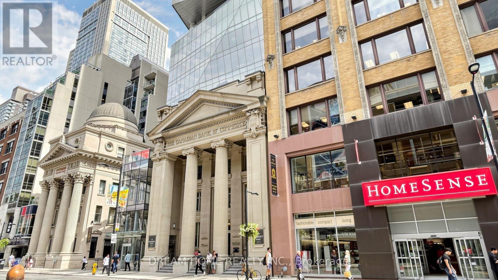 1701 - 197 Yonge St Street, Toronto, Ontario  M5B 0C1 - Photo 48 - C13748324