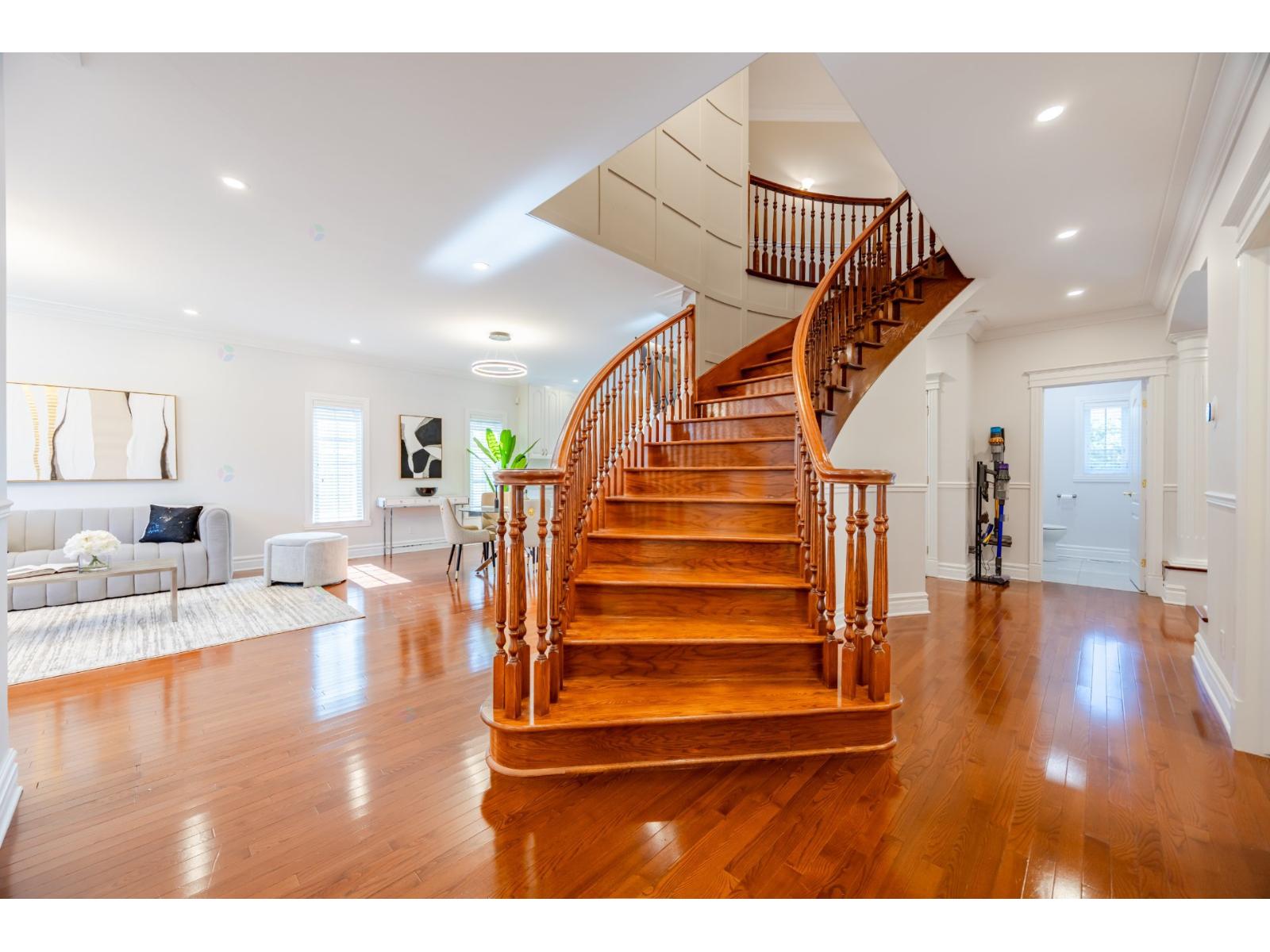 4180 Rue du Trille-Blanc Saint-Bruno-de-Montarville Quebec Canada J3V6L3 5