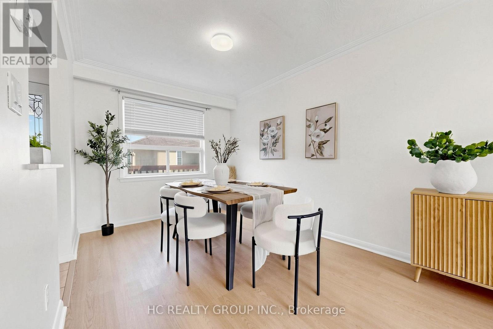 362 Highfield Road, Toronto, Ontario  M4L 2V6 - Photo 10 - E13748360