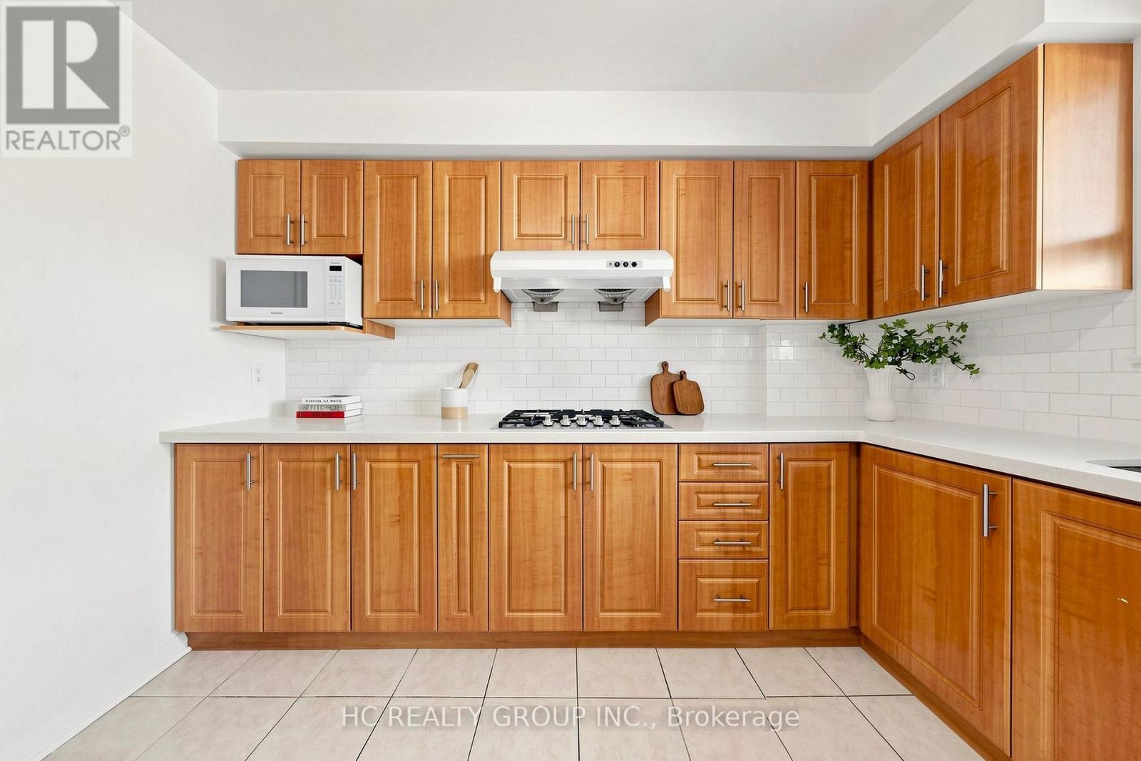 362 Highfield Road, Toronto, Ontario  M4L 2V6 - Photo 11 - E13748360