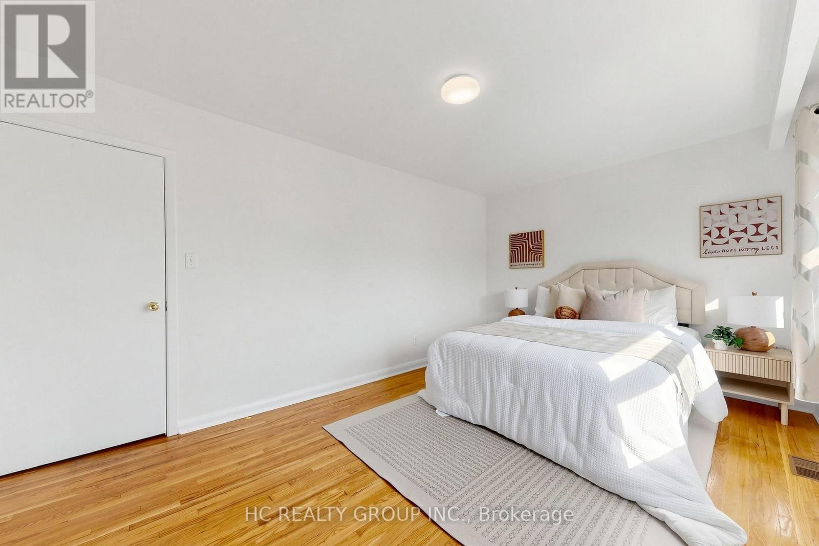 362 Highfield Road, Toronto, Ontario  M4L 2V6 - Photo 18 - E13748360
