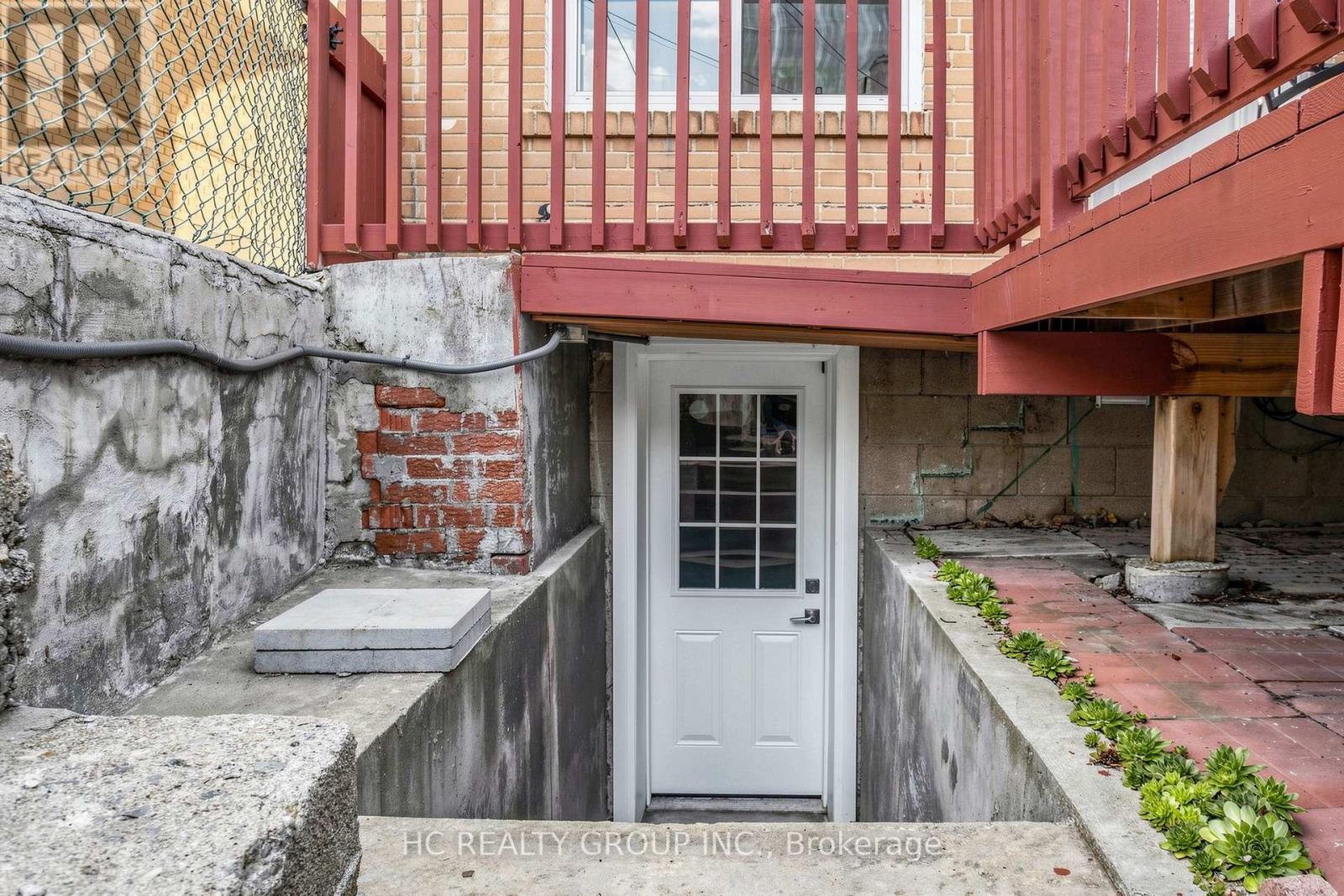 362 Highfield Road, Toronto, Ontario  M4L 2V6 - Photo 40 - E13748360