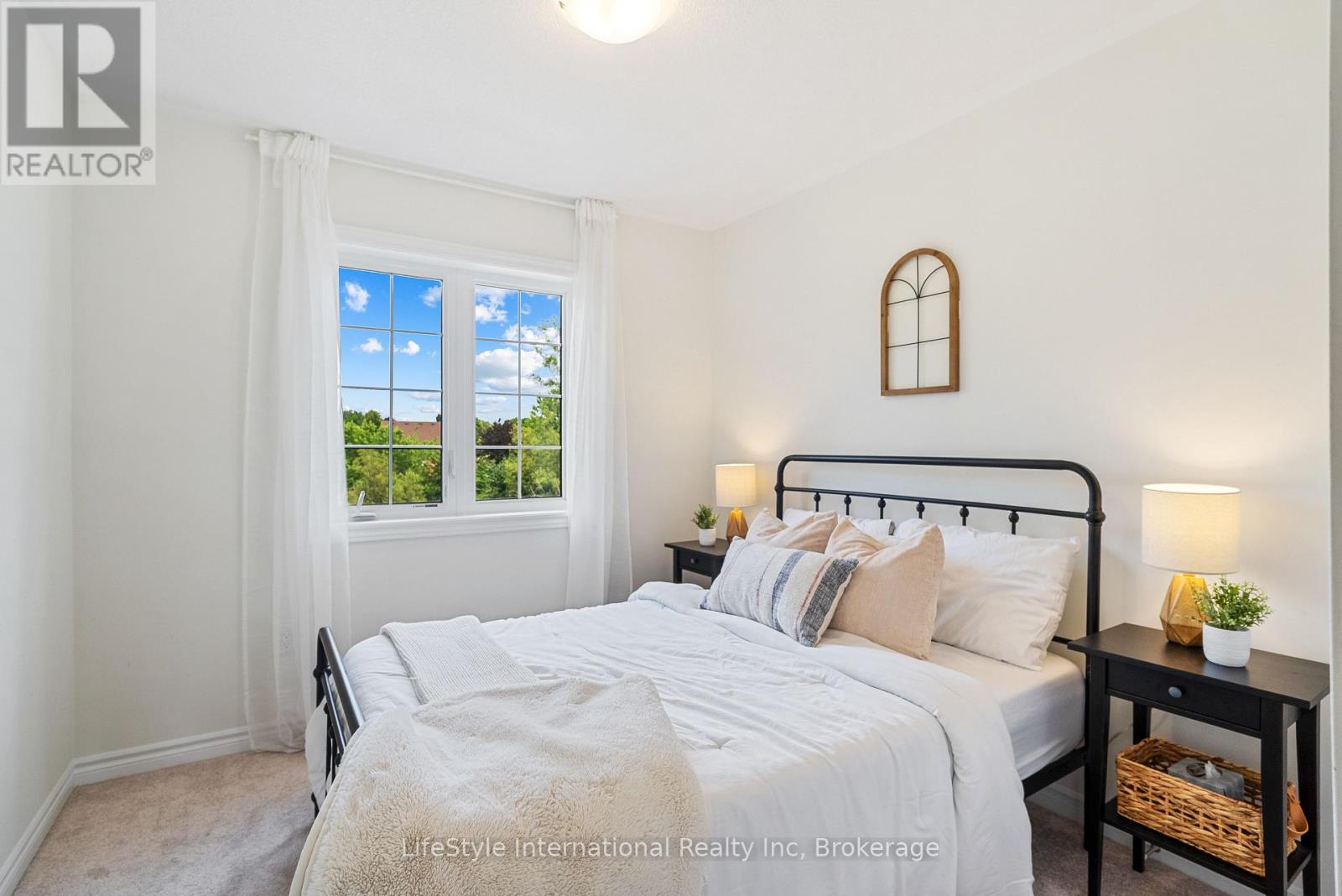68 Barkerville Drive, Whitby, Ontario  L1P 0L8 - Photo 39 - E13748340