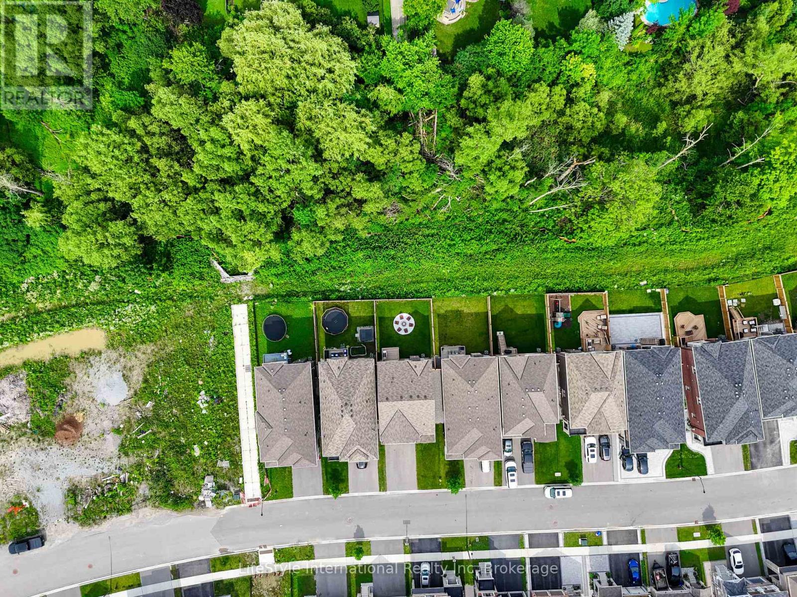68 Barkerville Drive, Whitby, Ontario  L1P 0L8 - Photo 48 - E13748340