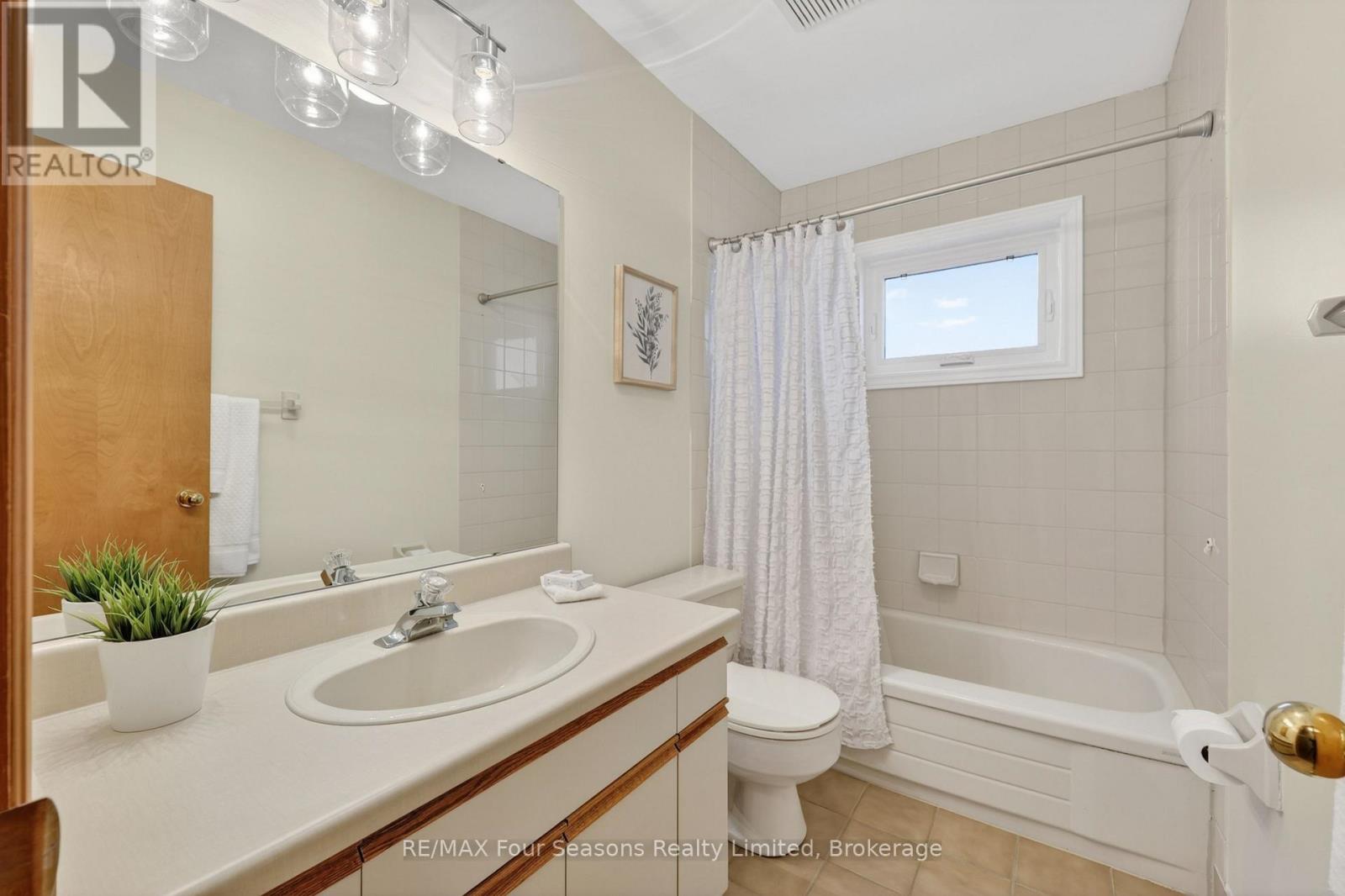 21 - 104 Kellie's Way, Blue Mountains, Ontario  L9Y 0L5 - Photo 22 - X13748348