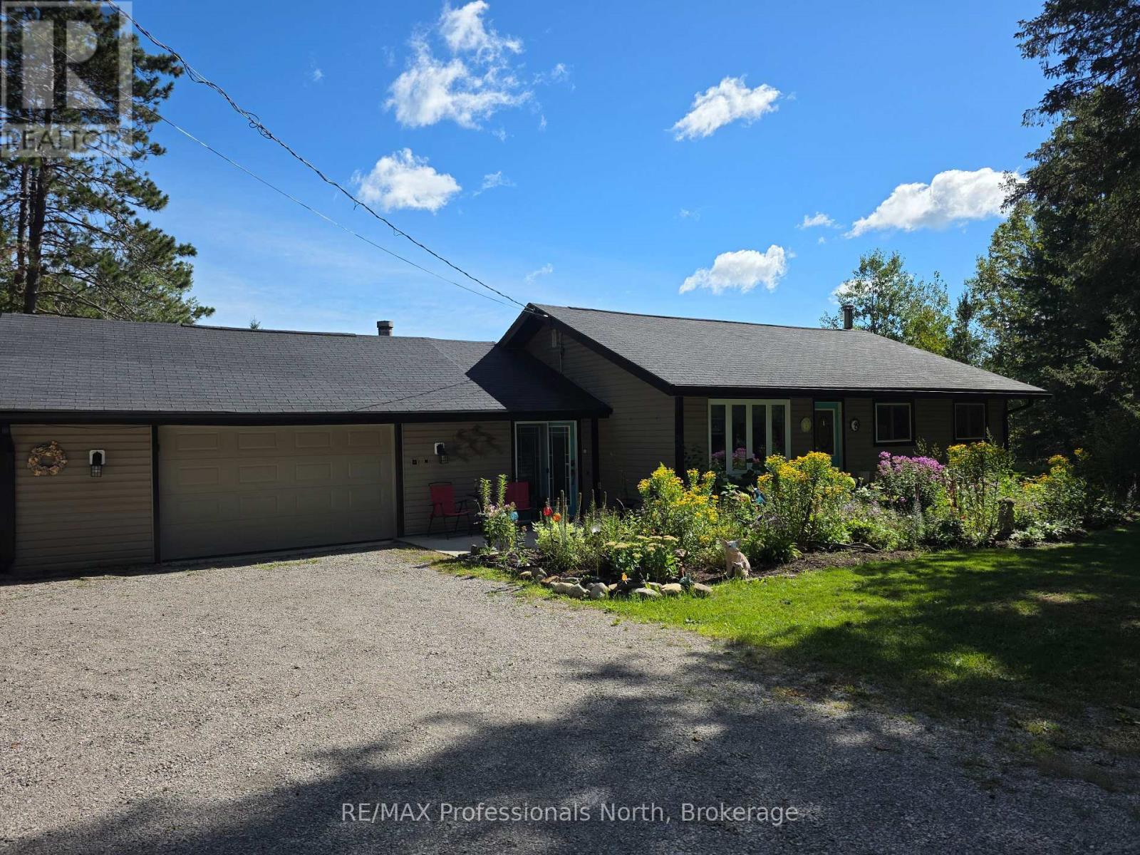 342 BOBCAYGEON ROAD, Minden Hills, Ontario