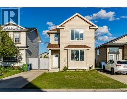1095 Bridlemeadows Manor SW, Calgary, Alberta