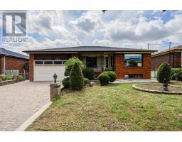7 MUIR AVENUE, Toronto, Ontario