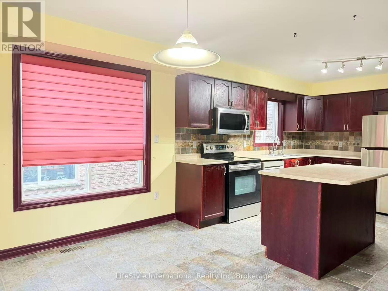 Main Unit - 16 Lynch Circle, Guelph, Ontario  N1L 1R5 - Photo 14 - X13737694