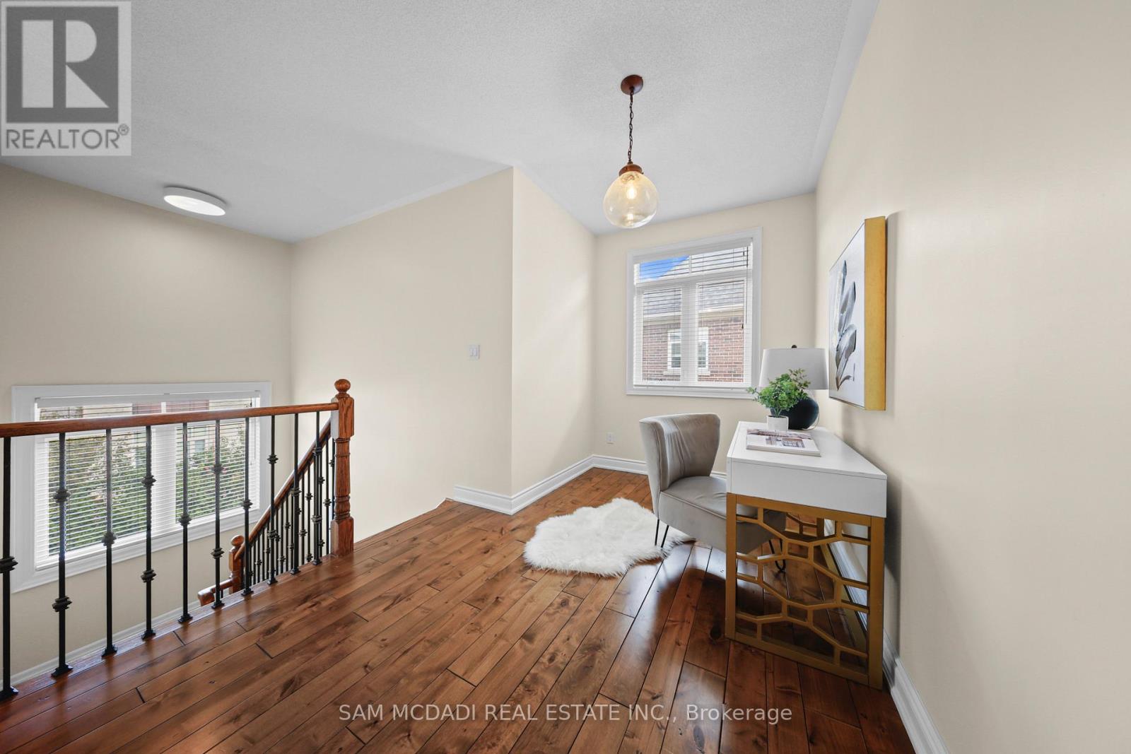 950 Fredonia Drive, Mississauga, Ontario  L5C 2W4 - Photo 39 - W13746026