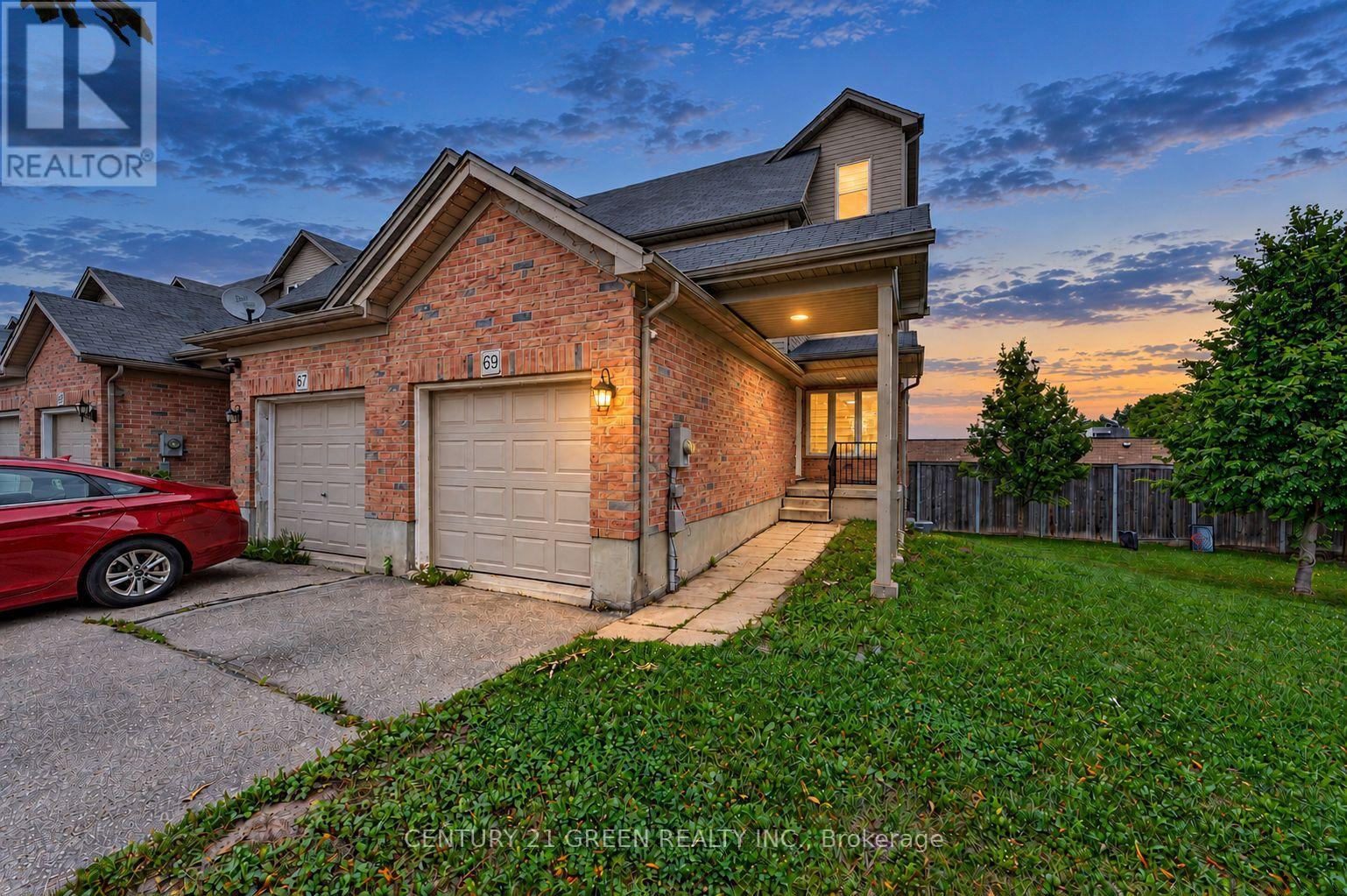 69 BROOKFIELD CRESCENT, Kitchener, Ontario