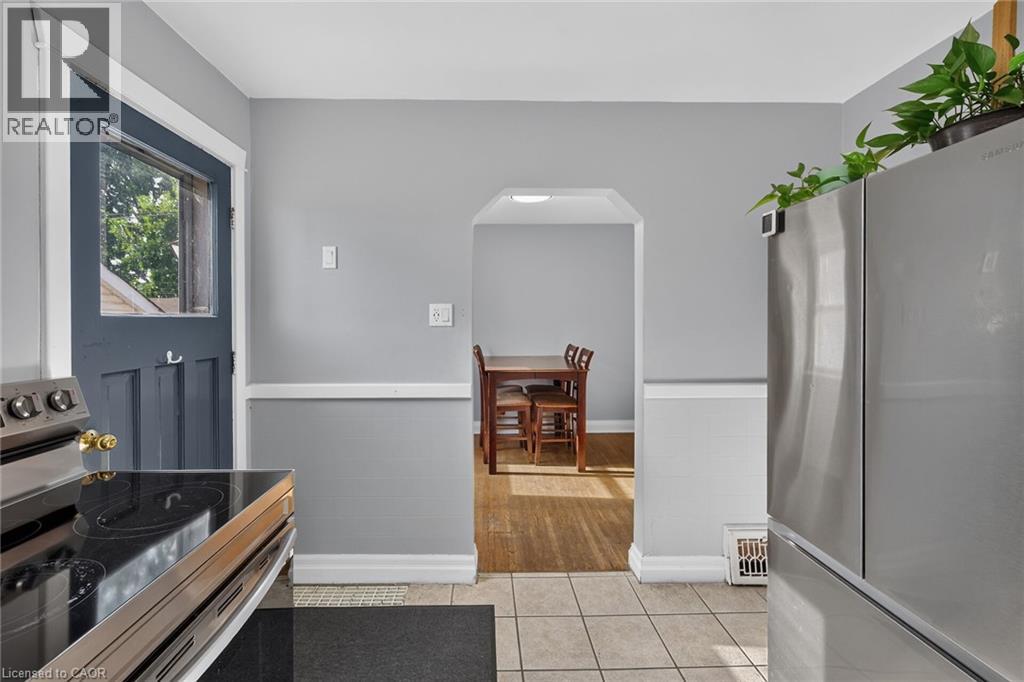 75 Barons Avenue S, Hamilton, Ontario  L8K 2Y4 - Photo 13 - 40857962