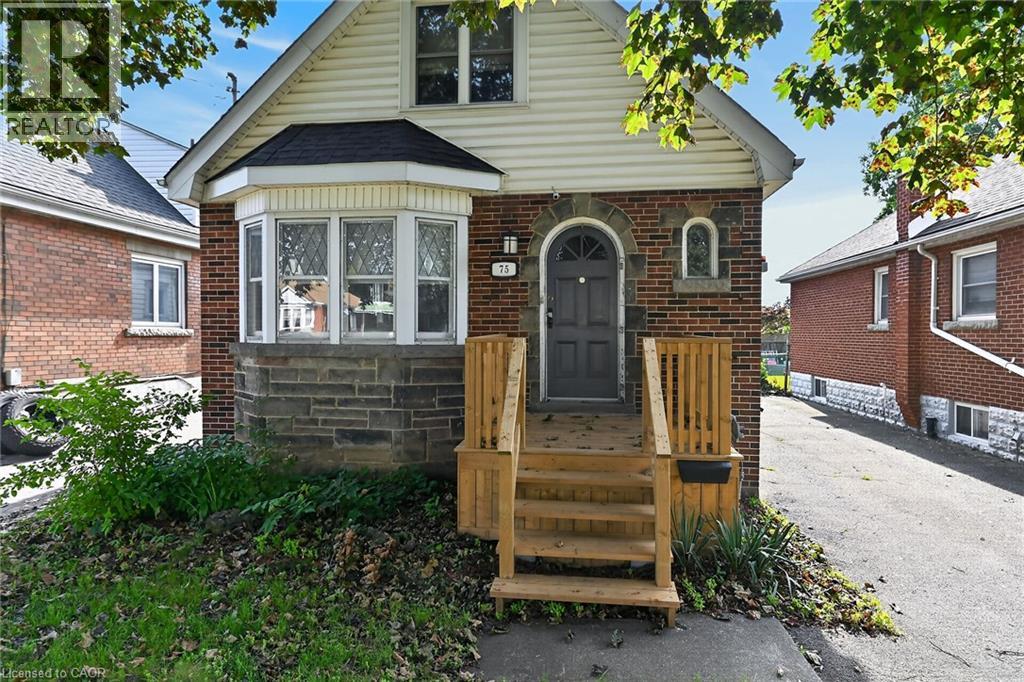 75 Barons Avenue S, Hamilton, Ontario  L8K 2Y4 - Photo 2 - 40857962