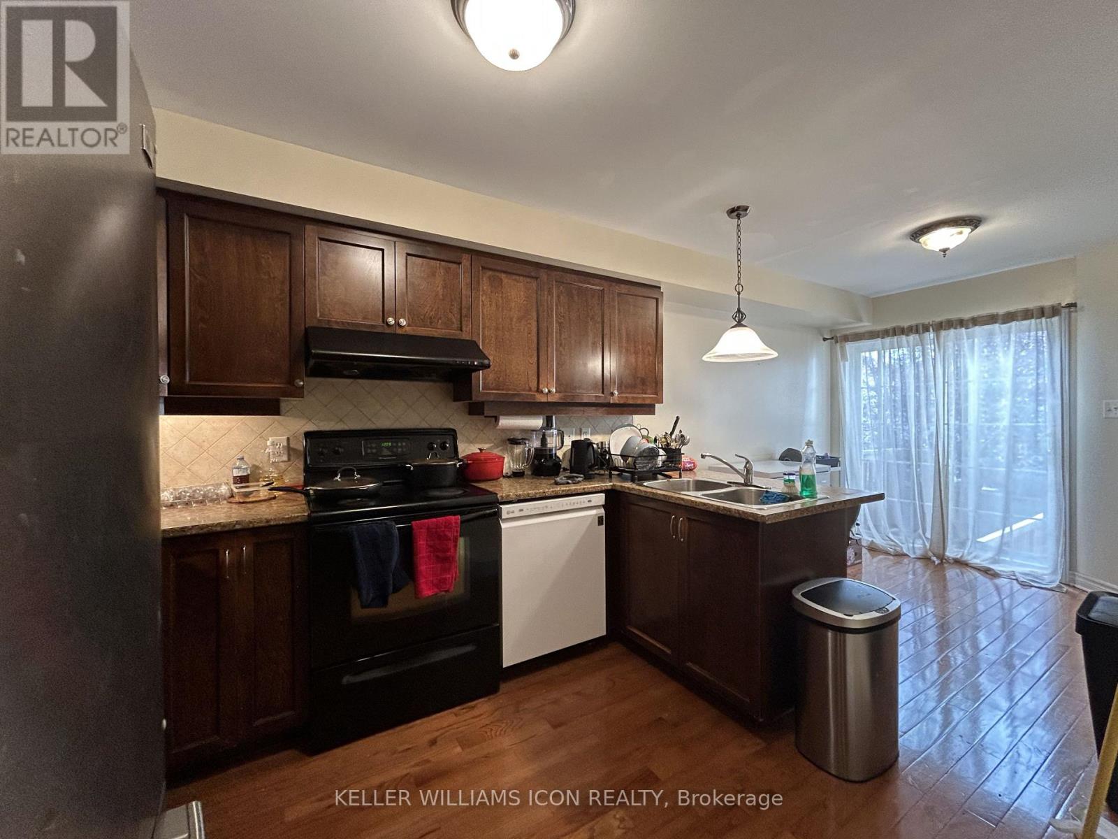 131 Goldwood Private, Ottawa, Ontario K2J 0P4 - Photo 3 - X13748404