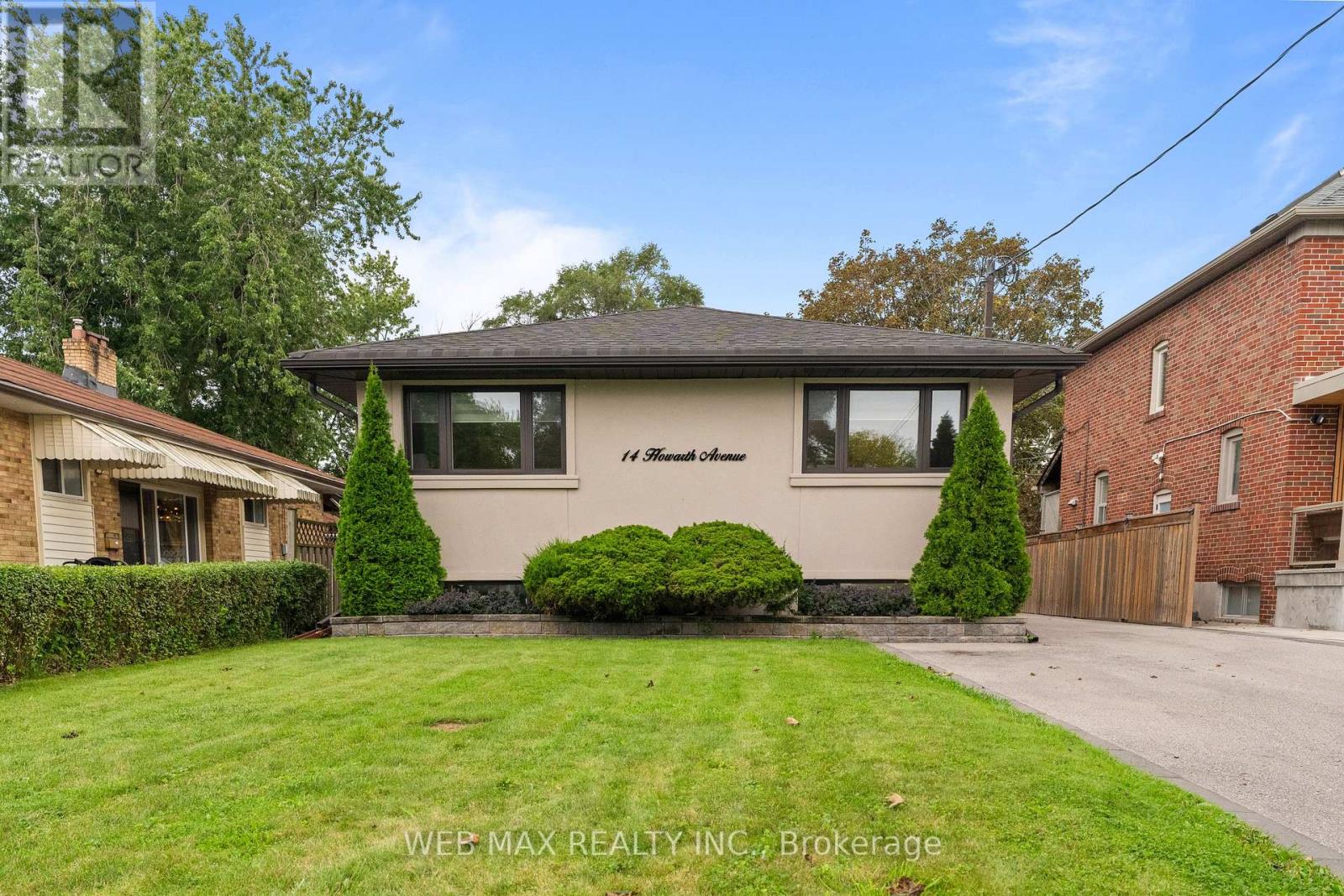14 HOWARTH AVENUE, Toronto, Ontario