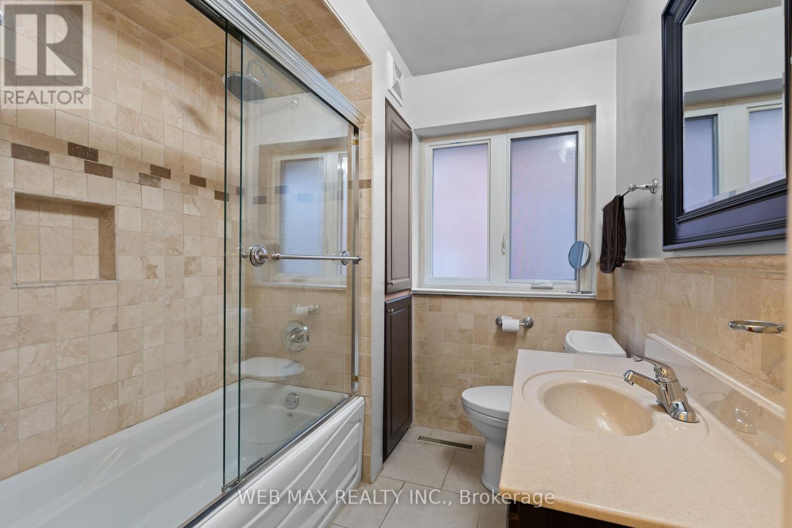 14 Howarth Avenue, Toronto, Ontario  M1R 1H4 - Photo 20 - E13748422