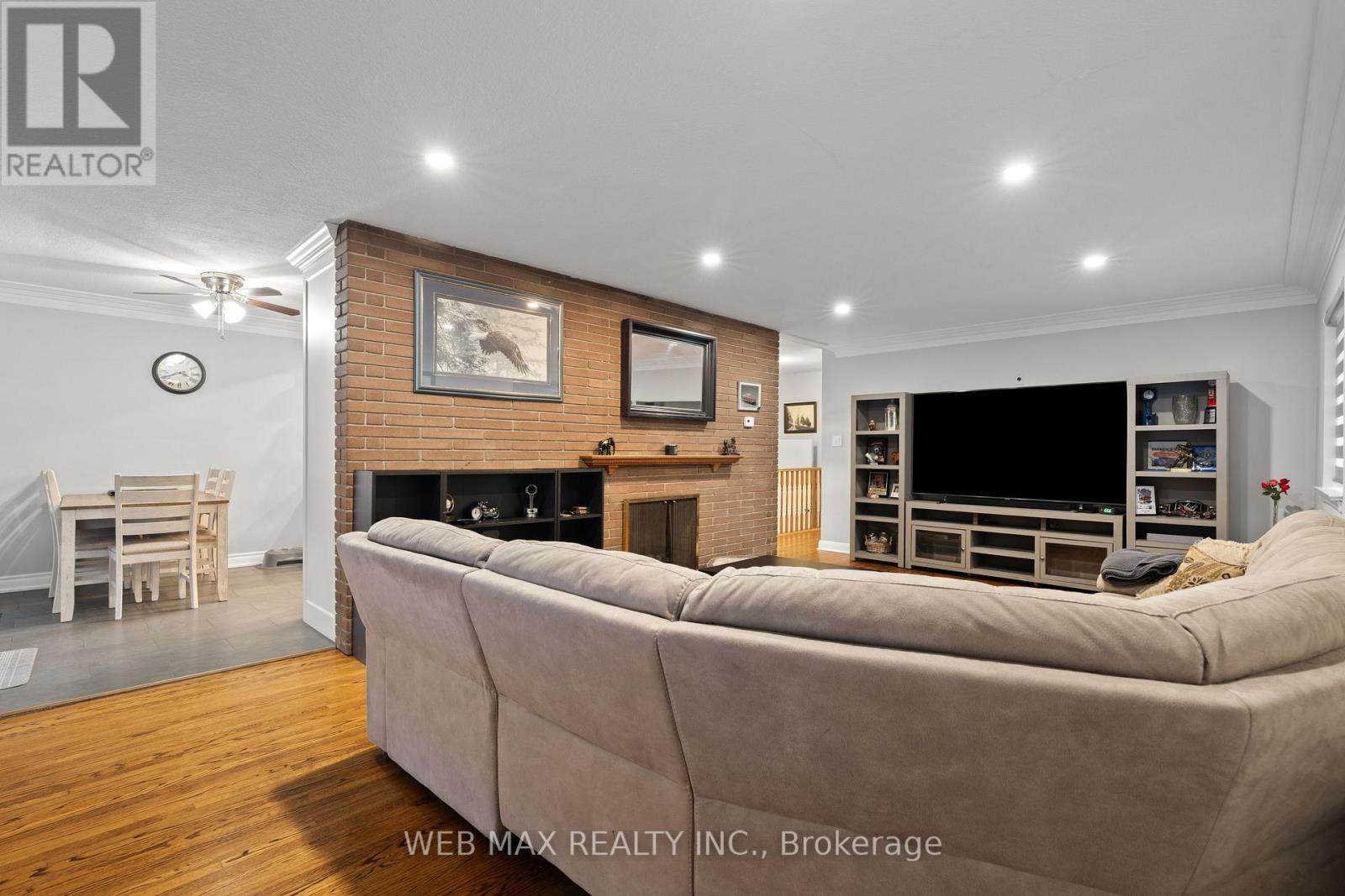 14 Howarth Avenue, Toronto, Ontario  M1R 1H4 - Photo 8 - E13748422