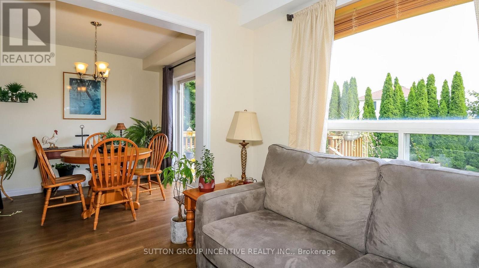 152 Julia Crescent, Orillia, Ontario L3V 7W8 - Photo 6 - S13748394