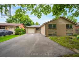 11 BURGBY AVENUE, Brampton, Ontario