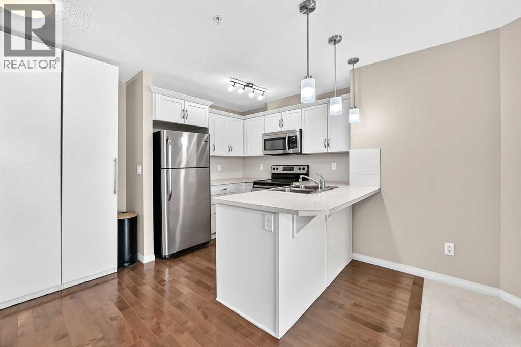 106, 304 Cranberry Park SE, Calgary, Alberta  T3M 1W2 - Photo 6 - A2327857