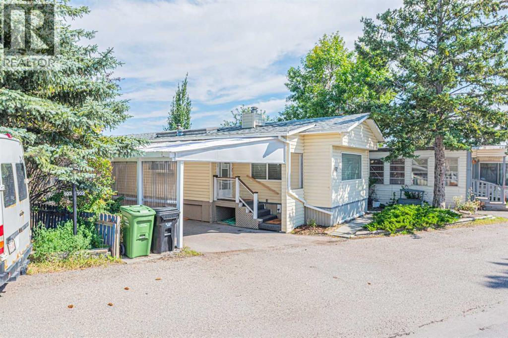 102, 3223 83 Street NW, Calgary, Alberta  T3B 5N1 - Photo 2 - A2329240