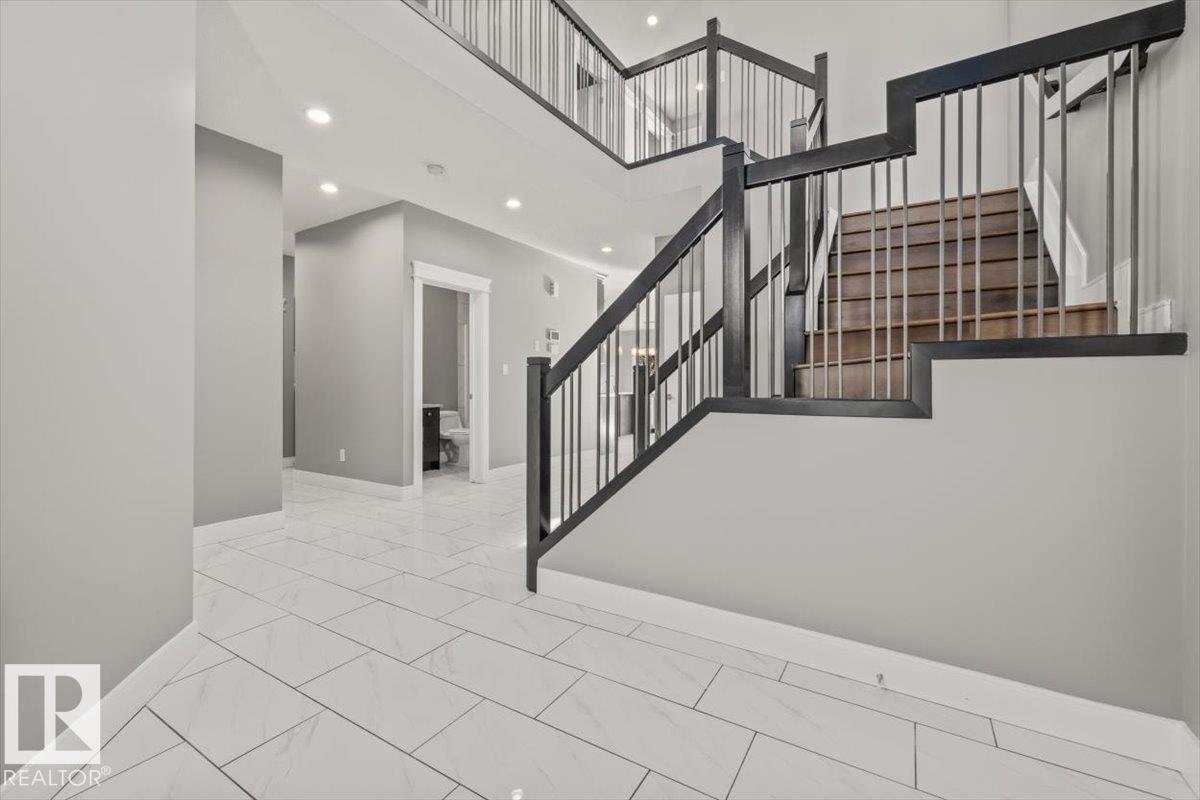 1090 Armitage Cr SW, Edmonton, Alberta  T6W 0H2 - Photo 5 - E4506778