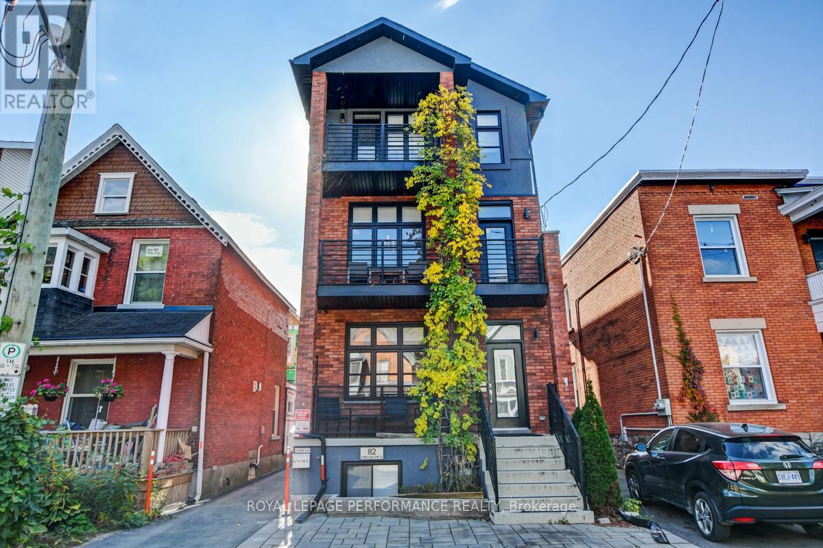 Unit B - 82 Third Avenue, Ottawa, Ontario  K1S 2J8 - Photo 1 - X13748462