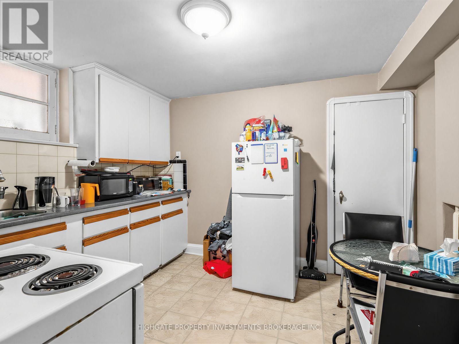 981 Avenue Road, Toronto, Ontario  M5P 2K9 - Photo 35 - C13748474