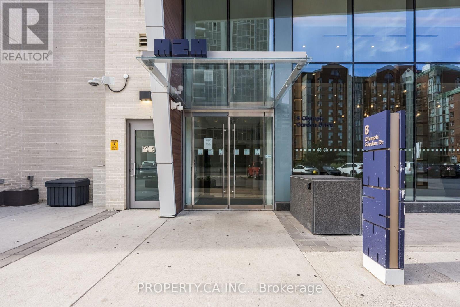 2903 - 8 Olympic Garden Drive, Toronto, Ontario  M2M 0B9 - Photo 3 - C13748514