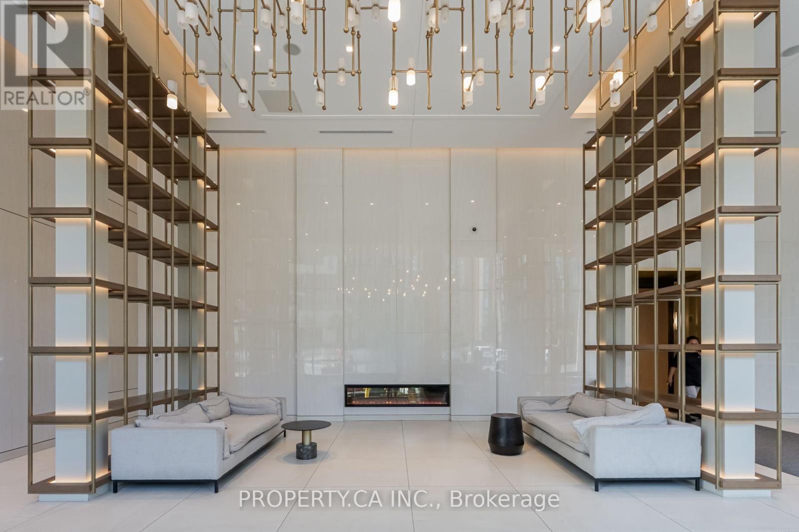 2903 - 8 Olympic Garden Drive, Toronto, Ontario  M2M 0B9 - Photo 4 - C13748514