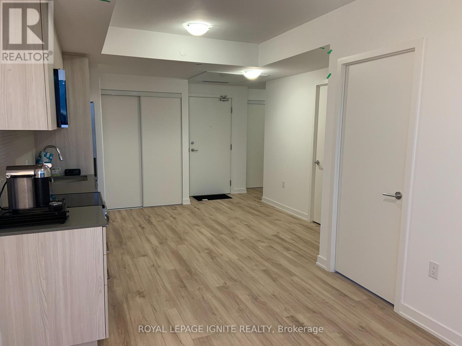 410 - 7439 Kingston Road, Toronto, Ontario  M1B 5S3 - Photo 4 - E13748516