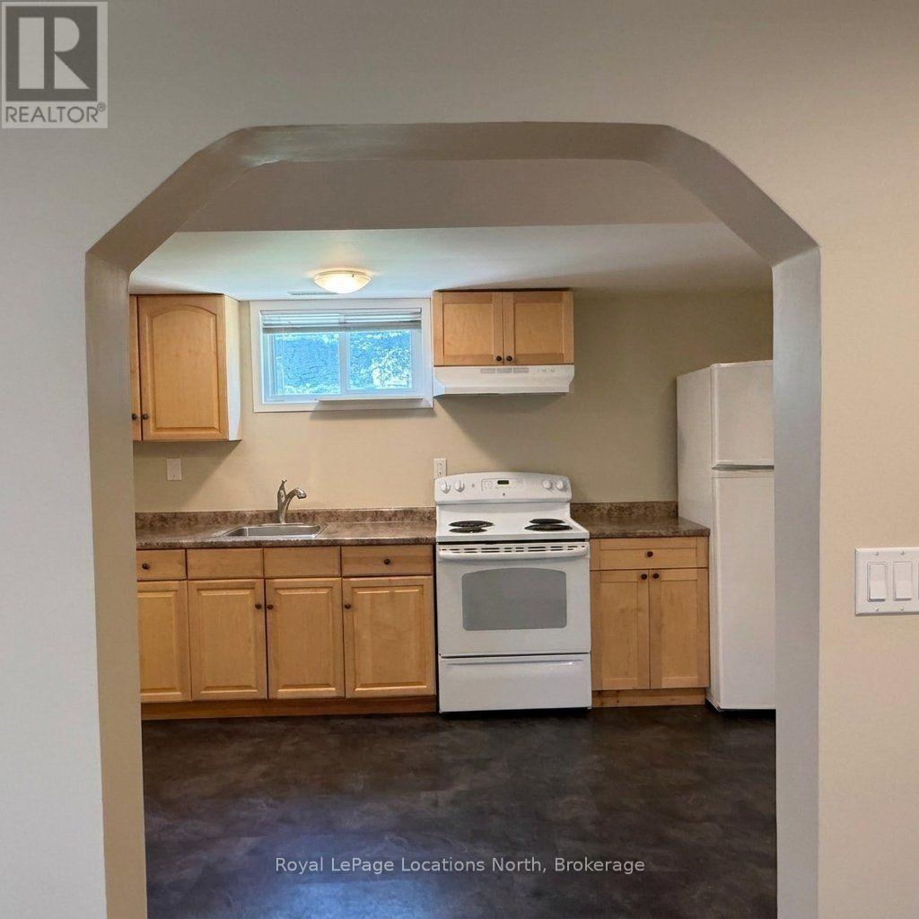 Unit B - 373 Peel Street, Collingwood, Ontario  L9Y 3W5 - Photo 6 - S13748434
