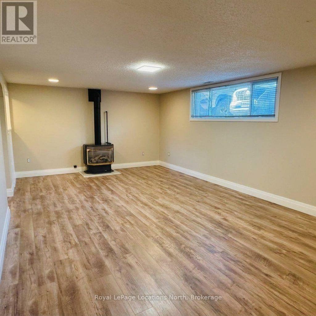 Unit B - 373 Peel Street, Collingwood, Ontario  L9Y 3W5 - Photo 7 - S13748434