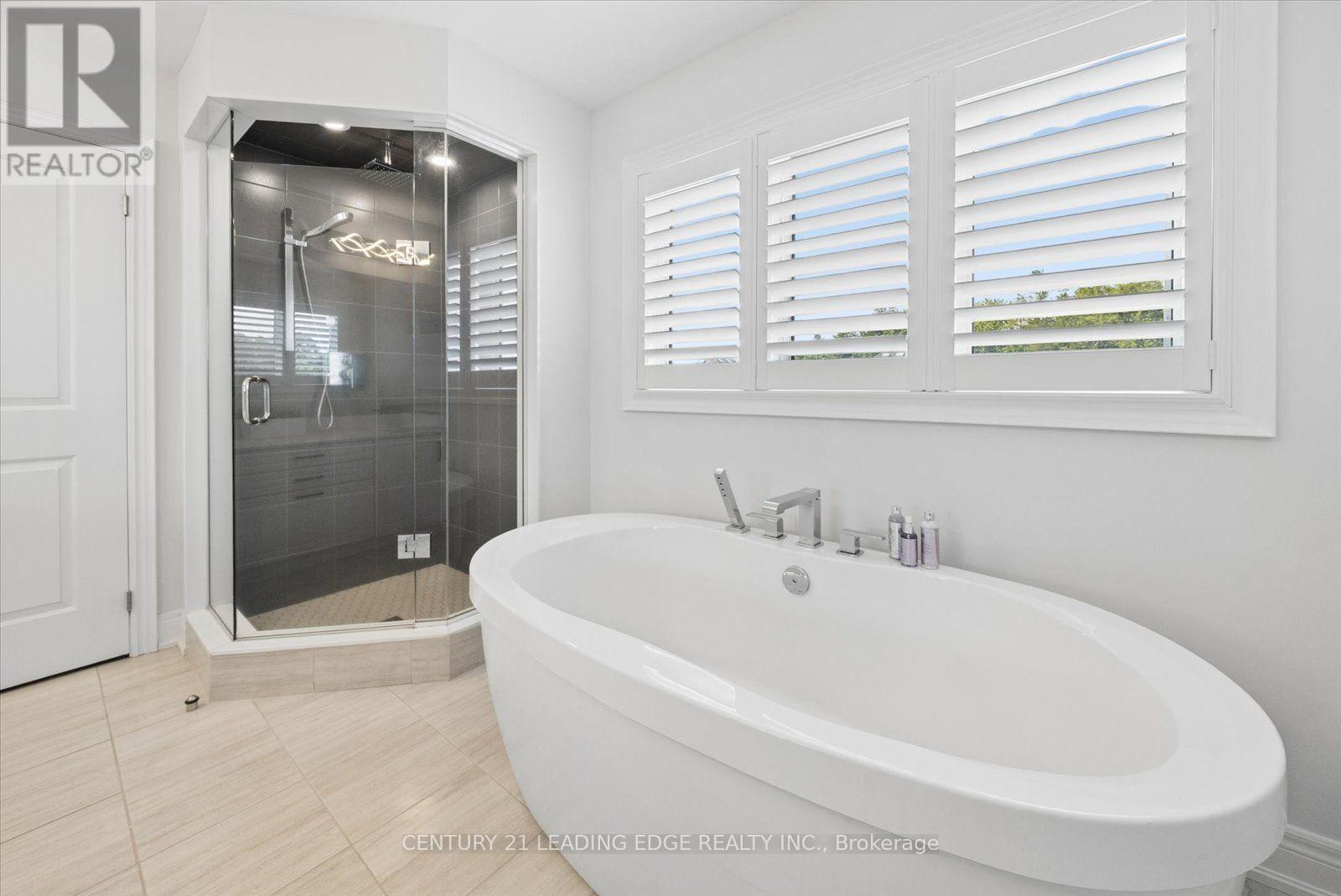 109 Ben Sinclair Avenue, East Gwillimbury, Ontario  L9N 0S3 - Photo 36 - N13748428