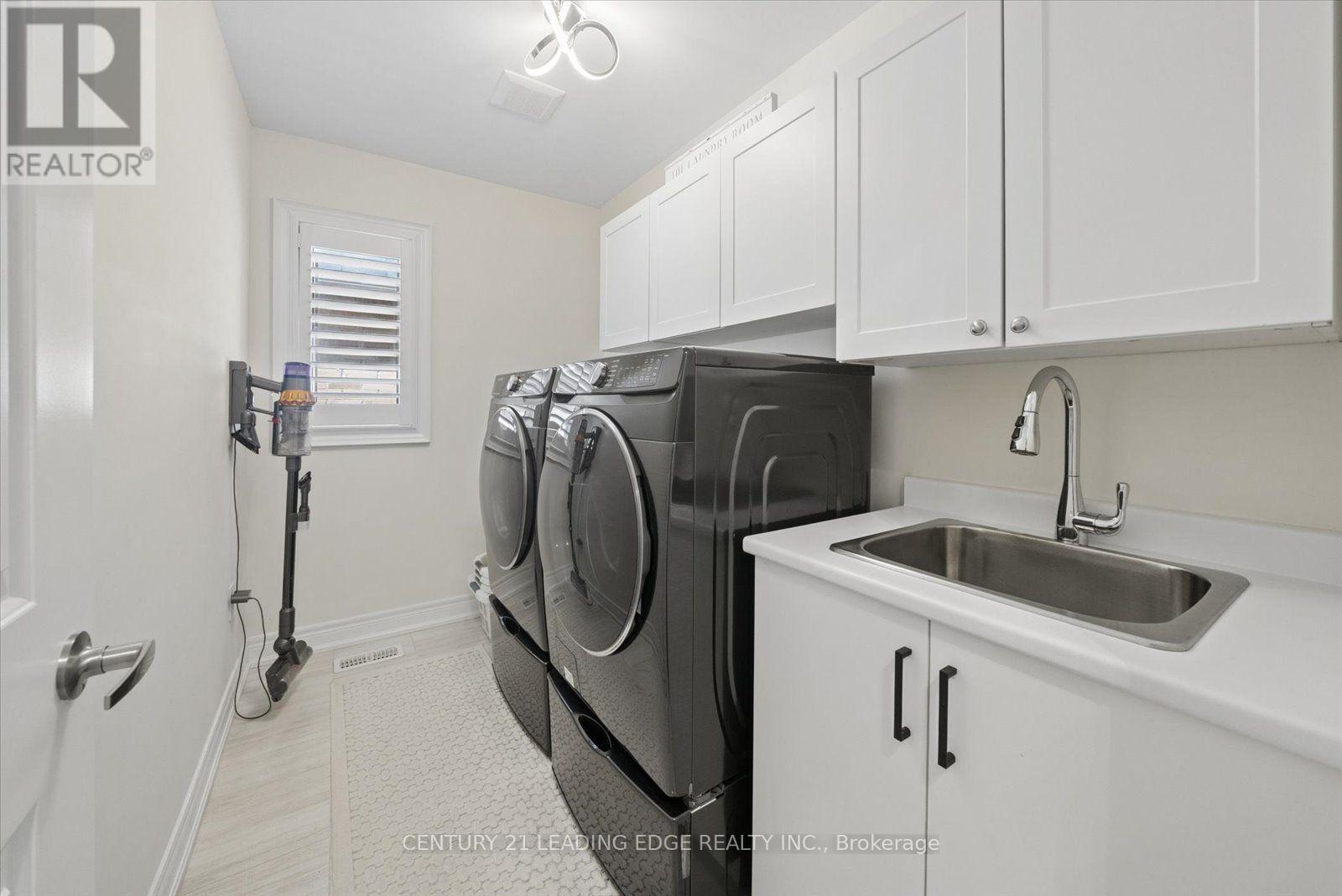 109 Ben Sinclair Avenue, East Gwillimbury, Ontario  L9N 0S3 - Photo 43 - N13748428