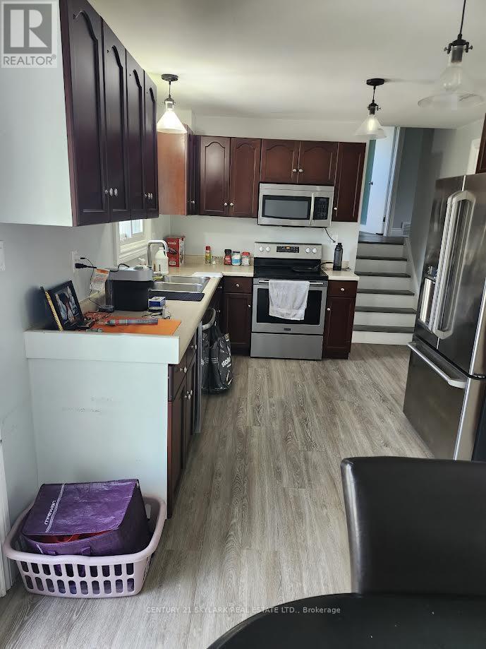 74 Baldwin Lane, Barrie (Allandale), Ontario  L4N 2W3 - Photo 2 - S13748432