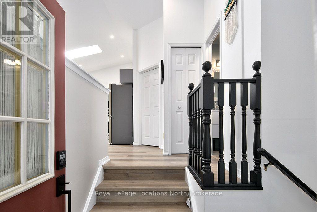 146 - 150 Victoria Street S, Blue Mountains, Ontario  N0H 2P0 - Photo 2 - X13748504
