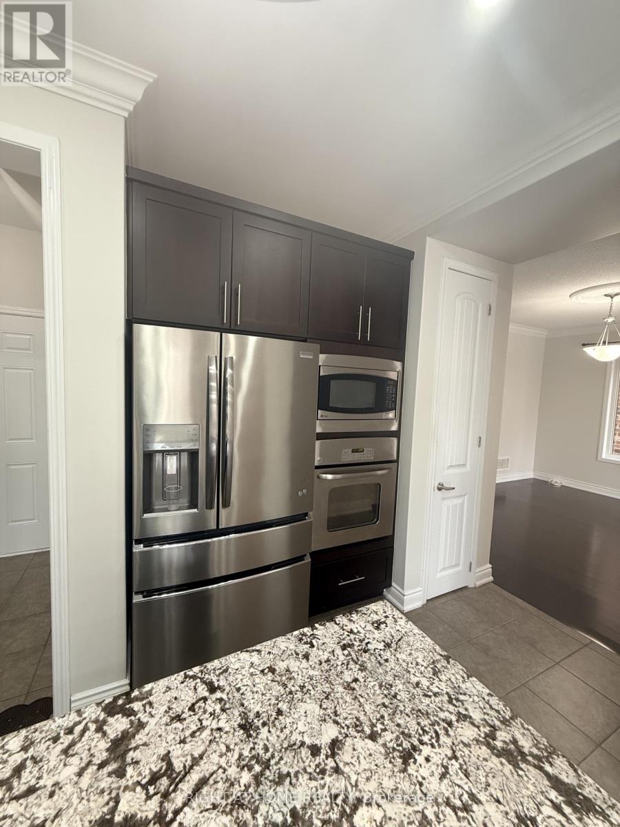 970 Farmstead Drive, Milton, Ontario  L9T 8J1 - Photo 13 - W13748494