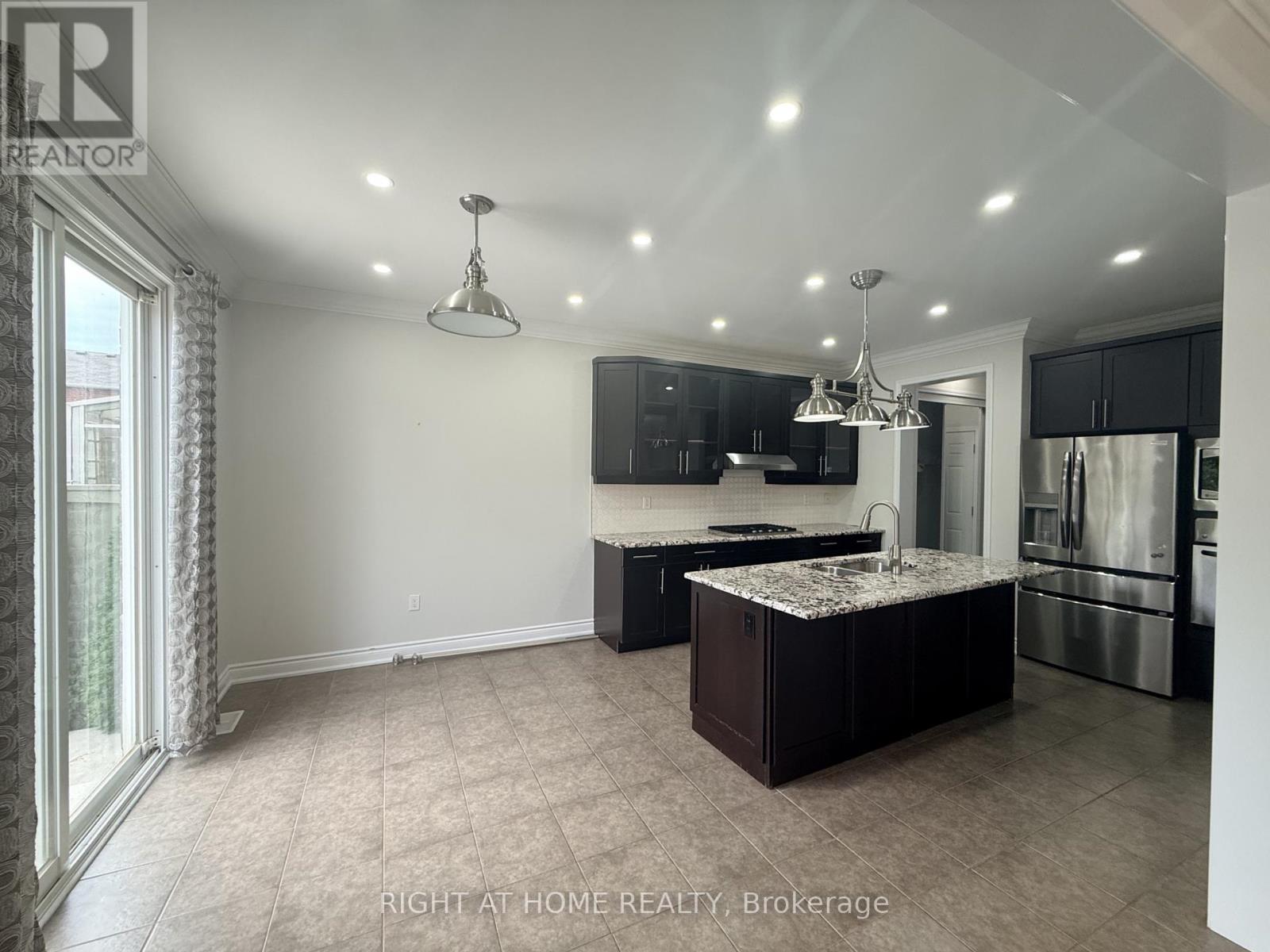 970 Farmstead Drive, Milton, Ontario  L9T 8J1 - Photo 9 - W13748494