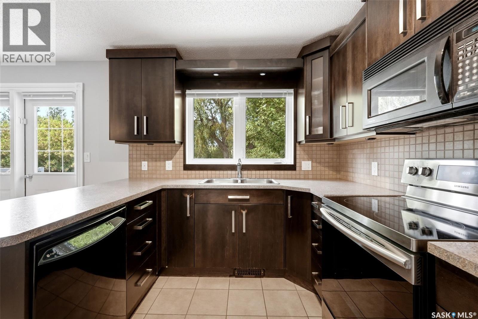 1414 Radway Street N, Regina, Saskatchewan  S4X 4A7 - Photo 8 - SK047640
