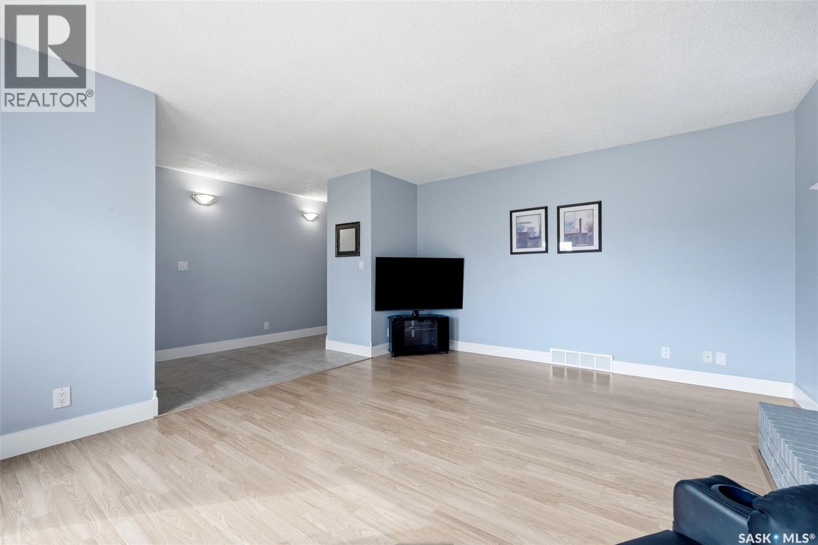 1414 Radway Street N, Regina, Saskatchewan  S4X 4A7 - Photo 6 - SK047640