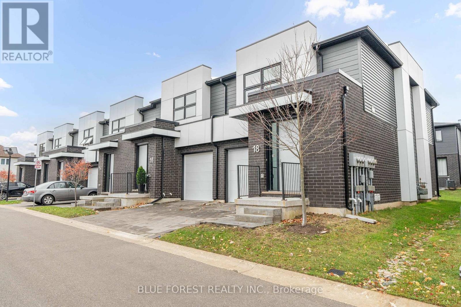 $2,700 Monthly499 Sophia Crescent, London North, Ontario