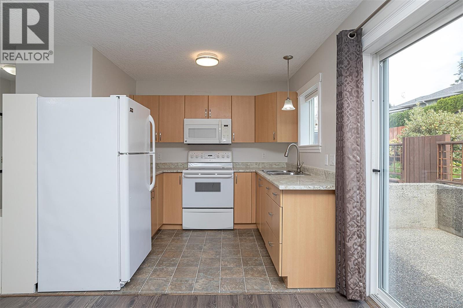 6315 Central Saanich Rd, Central Saanich, British Columbia  V8Z 5T8 - Photo 43 - 1048790