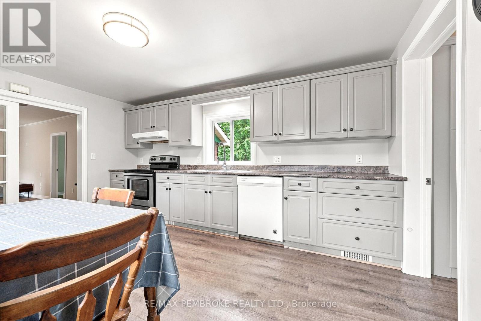 1469 Victoria Street, Petawawa, Ontario  K8H 2G2 - Photo 16 - X13748574