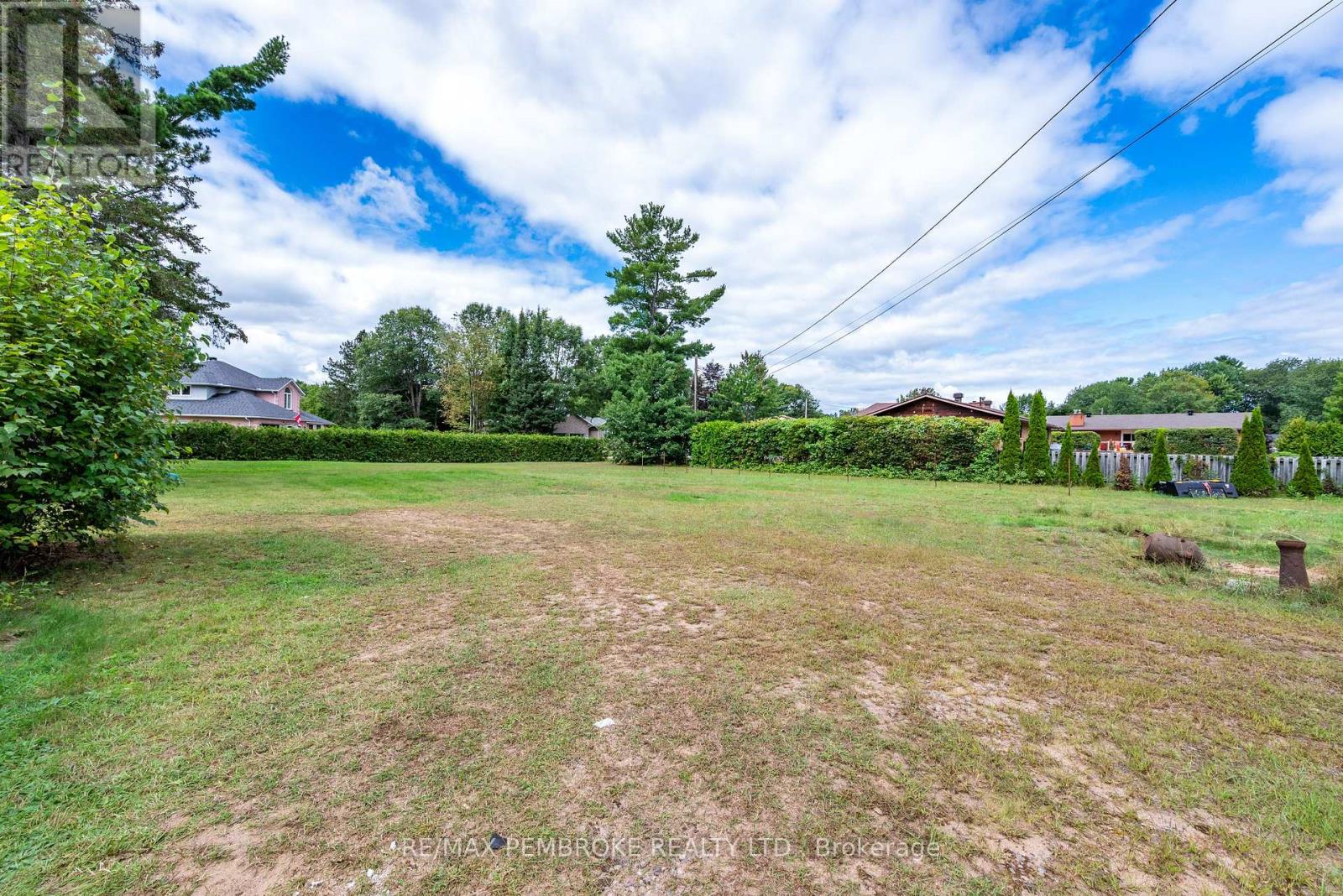 1469 Victoria Street, Petawawa, Ontario  K8H 2G2 - Photo 33 - X13748574