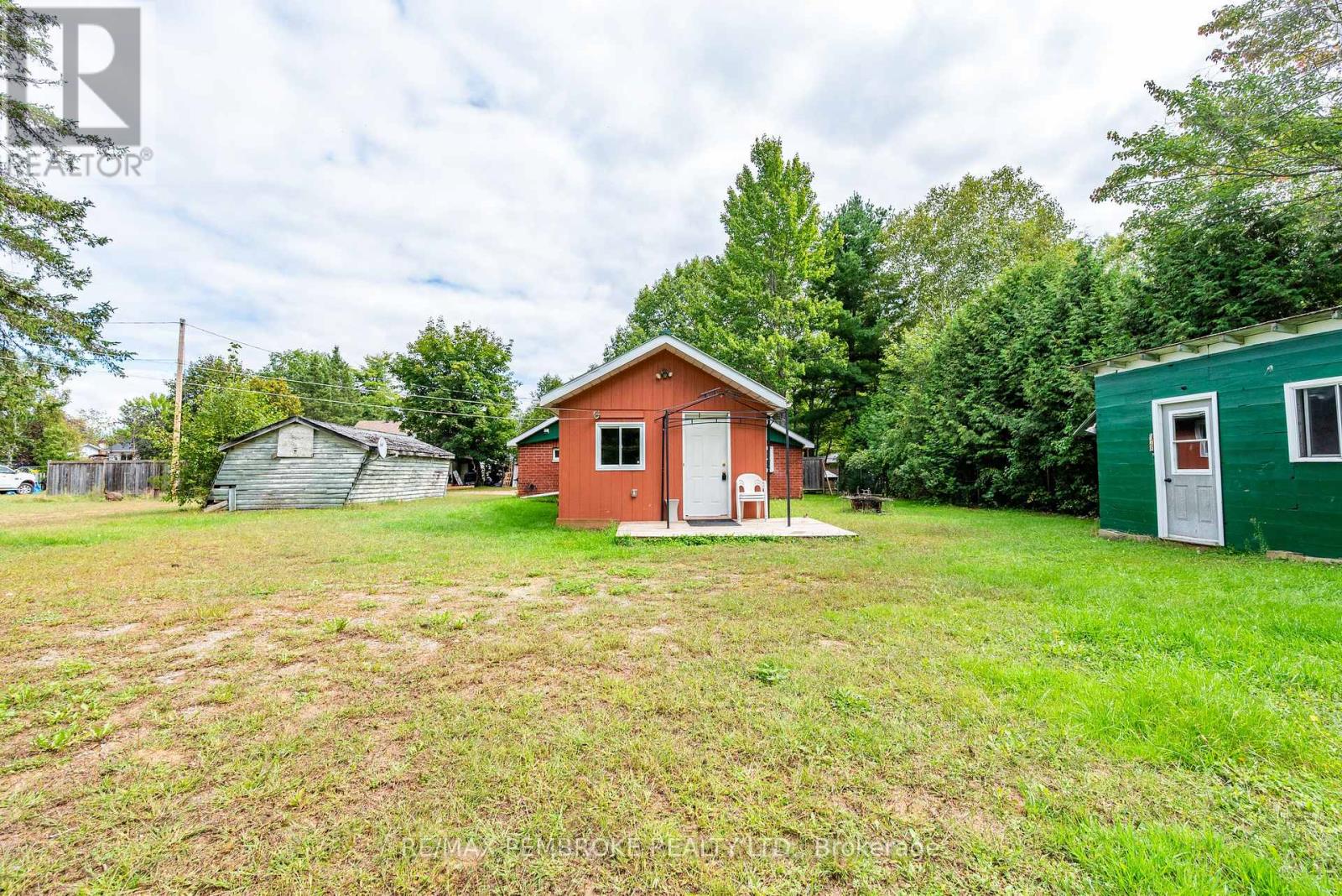 1469 Victoria Street, Petawawa, Ontario  K8H 2G2 - Photo 38 - X13748574