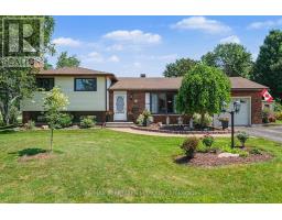 9 FOREST DRIVE, Rideau Lakes, Ontario